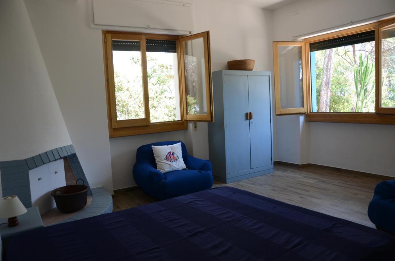 Apartments Villa Corrias กาลา ลีเบรอตโต ภายนอก รูปภาพ