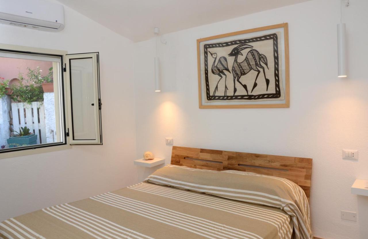 Apartments Villa Corrias กาลา ลีเบรอตโต ภายนอก รูปภาพ